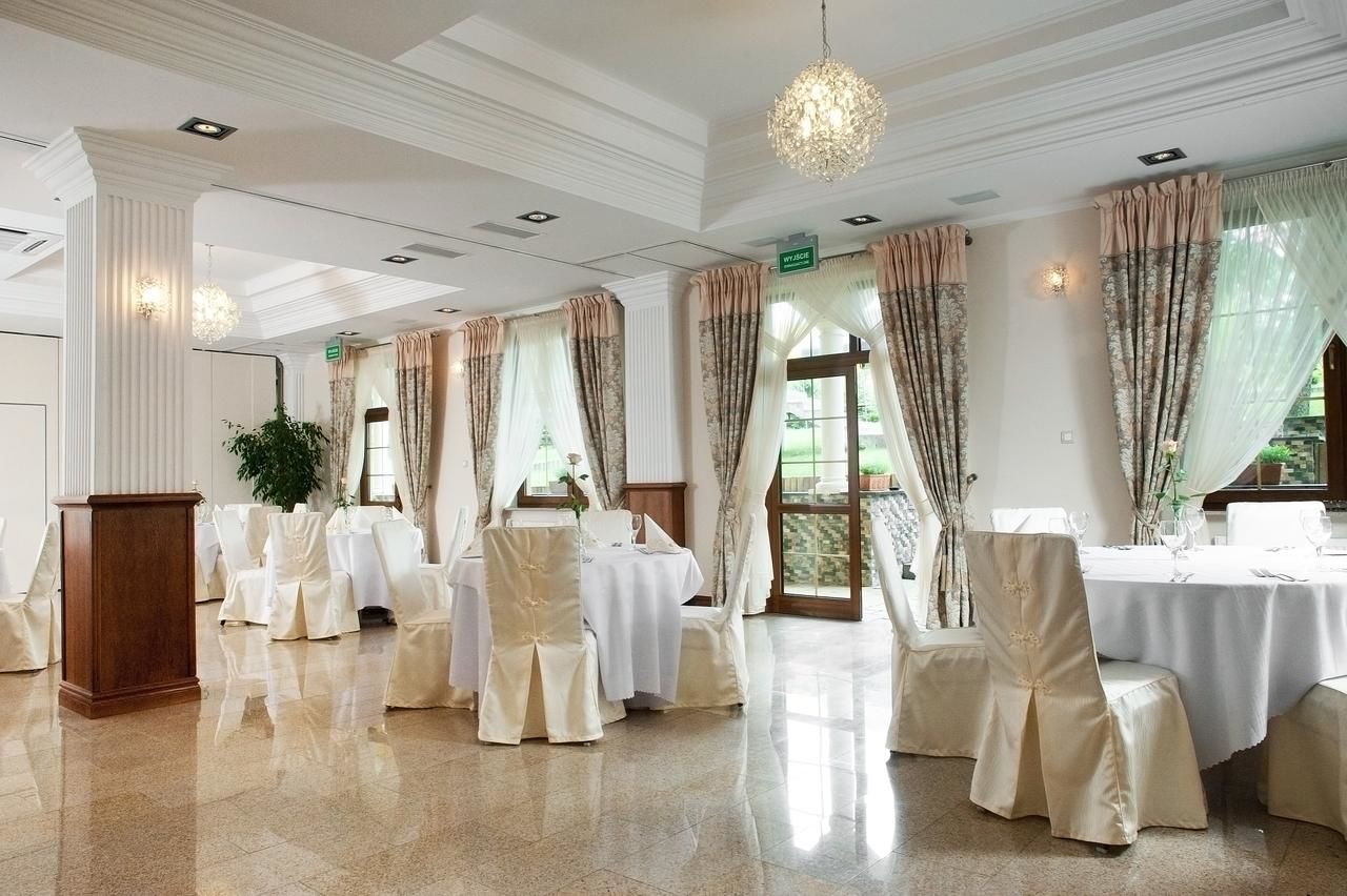 Отель Hotel Antoni Томашув-Любельский